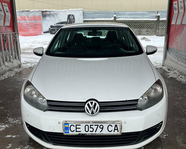 Белый Фольксваген Гольф, объемом двигателя 1.6 л и пробегом 275 тыс. км за 8300 $, фото 1 на Automoto.ua