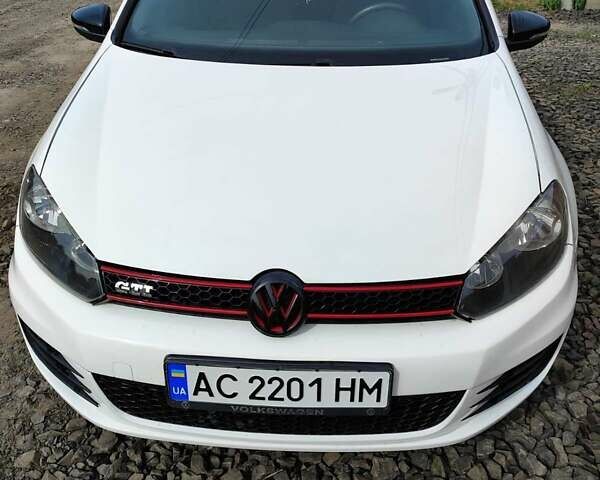 Белый Фольксваген Гольф, объемом двигателя 1.97 л и пробегом 331 тыс. км за 6800 $, фото 1 на Automoto.ua