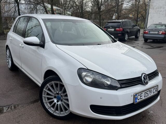 Белый Фольксваген Гольф, объемом двигателя 1.6 л и пробегом 275 тыс. км за 7300 $, фото 1 на Automoto.ua