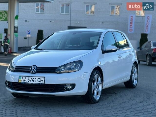 Белый Фольксваген Гольф, объемом двигателя 1.4 л и пробегом 174 тыс. км за 7450 $, фото 1 на Automoto.ua