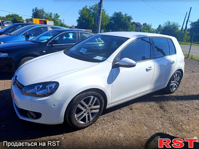 Белый Фольксваген Гольф, объемом двигателя 1.4 л и пробегом 176 тыс. км за 9700 $, фото 1 на Automoto.ua