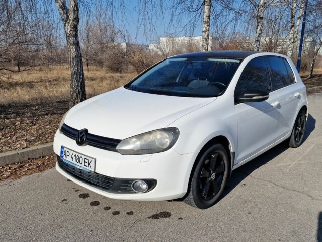 Белый Фольксваген Гольф, объемом двигателя 1.6 л и пробегом 171 тыс. км за 8500 $, фото 1 на Automoto.ua