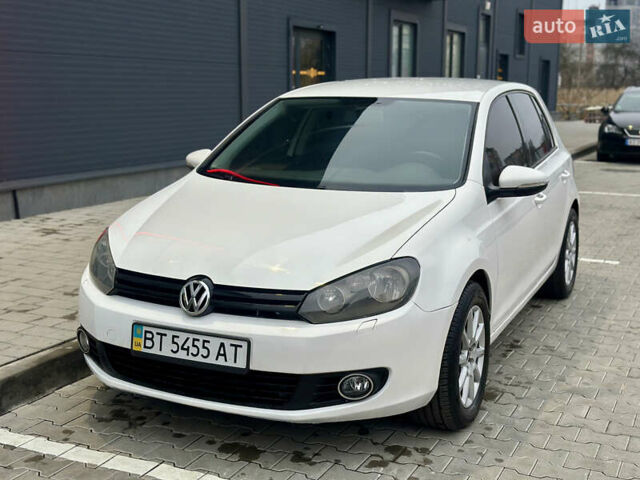Белый Фольксваген Гольф, объемом двигателя 1.4 л и пробегом 178 тыс. км за 6250 $, фото 1 на Automoto.ua