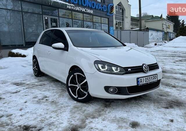 Білий Фольксваген Гольф, об'ємом двигуна 1.6 л та пробігом 332 тис. км за 7800 $, фото 1 на Automoto.ua