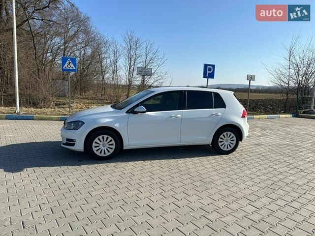 Белый Фольксваген Гольф, объемом двигателя 1.4 л и пробегом 141 тыс. км за 13300 $, фото 1 на Automoto.ua