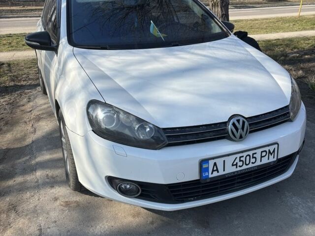 Белый Фольксваген Гольф, объемом двигателя 1.4 л и пробегом 3 тыс. км за 5850 $, фото 1 на Automoto.ua