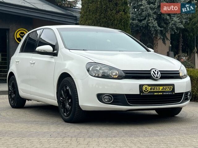 Білий Фольксваген Гольф, об'ємом двигуна 1.39 л та пробігом 180 тис. км за 8900 $, фото 1 на Automoto.ua