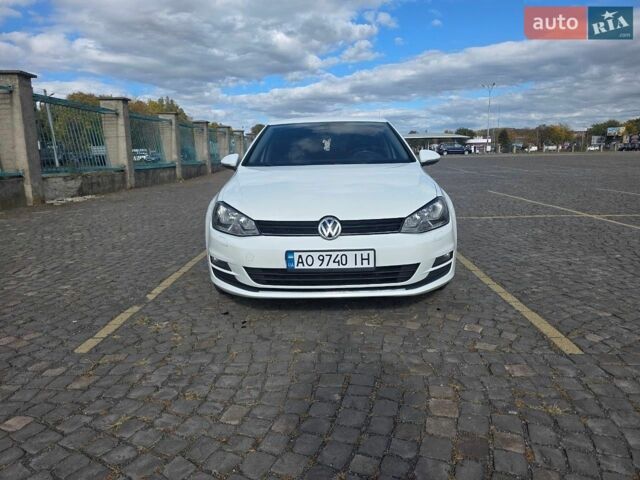 Белый Фольксваген Гольф, объемом двигателя 1.4 л и пробегом 175 тыс. км за 11400 $, фото 1 на Automoto.ua