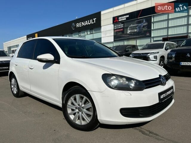 Белый Фольксваген Гольф, объемом двигателя 1.39 л и пробегом 163 тыс. км за 7900 $, фото 1 на Automoto.ua
