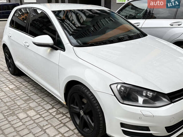 Белый Фольксваген Гольф, объемом двигателя 1.4 л и пробегом 149 тыс. км за 10500 $, фото 1 на Automoto.ua