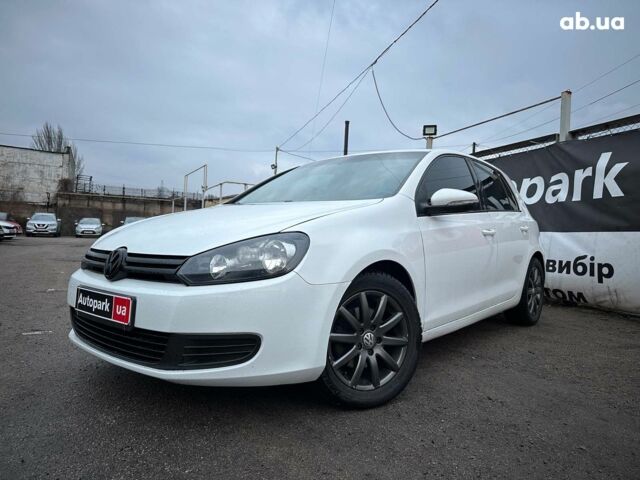 Білий Фольксваген Гольф, об'ємом двигуна 2.5 л та пробігом 234 тис. км за 7500 $, фото 1 на Automoto.ua
