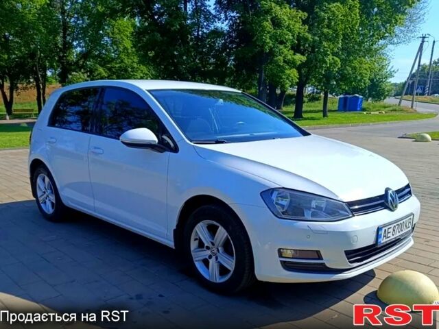 Белый Фольксваген Гольф, объемом двигателя 1.4 л и пробегом 101 тыс. км за 12500 $, фото 1 на Automoto.ua