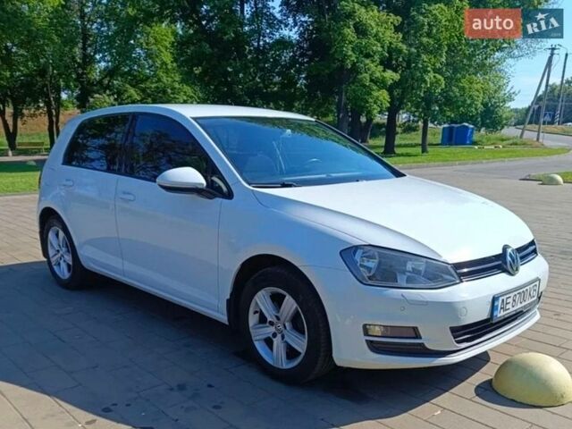 Белый Фольксваген Гольф, объемом двигателя 1.4 л и пробегом 101 тыс. км за 12500 $, фото 1 на Automoto.ua