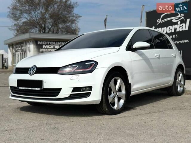 Белый Фольксваген Гольф, объемом двигателя 1.97 л и пробегом 161 тыс. км за 13700 $, фото 1 на Automoto.ua