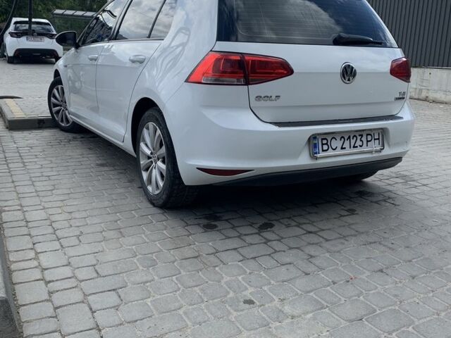 Білий Фольксваген Гольф, об'ємом двигуна 1.4 л та пробігом 205 тис. км за 7800 $, фото 1 на Automoto.ua