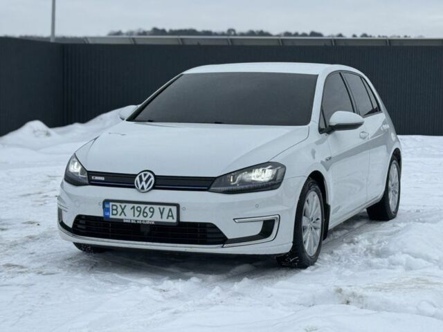 Білий Фольксваген Гольф, об'ємом двигуна 0 л та пробігом 141 тис. км за 7800 $, фото 1 на Automoto.ua