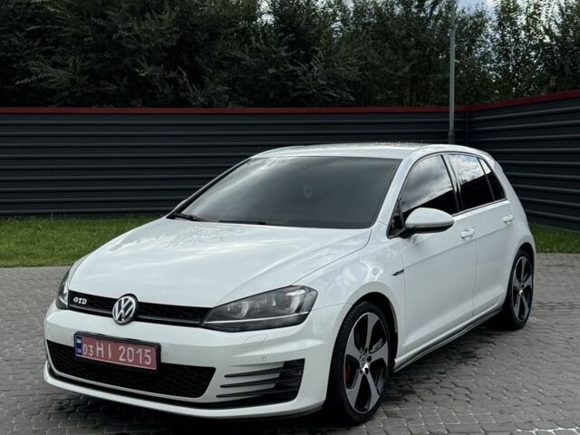 Белый Фольксваген Гольф, объемом двигателя 2 л и пробегом 218 тыс. км за 14550 $, фото 1 на Automoto.ua