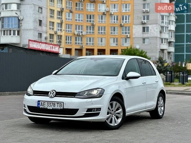 Белый Фольксваген Гольф, объемом двигателя 1.4 л и пробегом 150 тыс. км за 11999 $, фото 1 на Automoto.ua