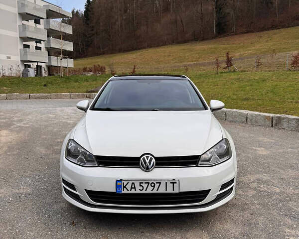 Білий Фольксваген Гольф, об'ємом двигуна 1.78 л та пробігом 210 тис. км за 11600 $, фото 1 на Automoto.ua