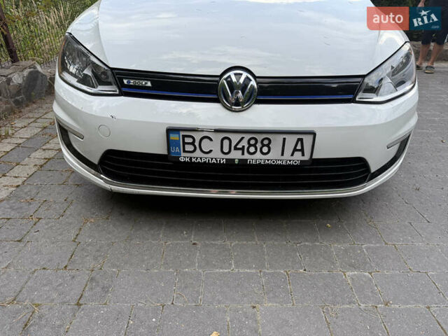 Белый Фольксваген Гольф, объемом двигателя 0 л и пробегом 79 тыс. км за 10000 $, фото 1 на Automoto.ua