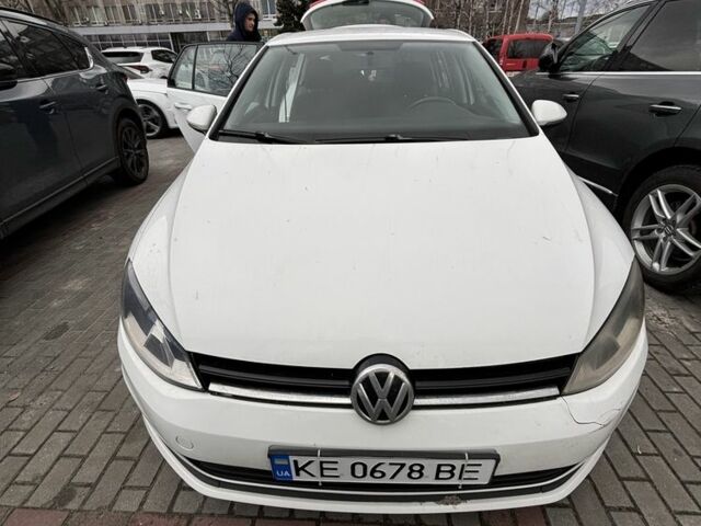 Белый Фольксваген Гольф, объемом двигателя 0 л и пробегом 184 тыс. км за 10200 $, фото 1 на Automoto.ua