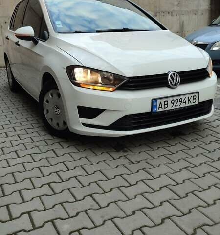 Білий Фольксваген Гольф, об'ємом двигуна 1.6 л та пробігом 221 тис. км за 9650 $, фото 1 на Automoto.ua