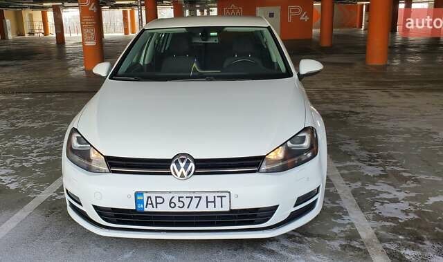 Білий Фольксваген Гольф, об'ємом двигуна 1.97 л та пробігом 130 тис. км за 13200 $, фото 1 на Automoto.ua