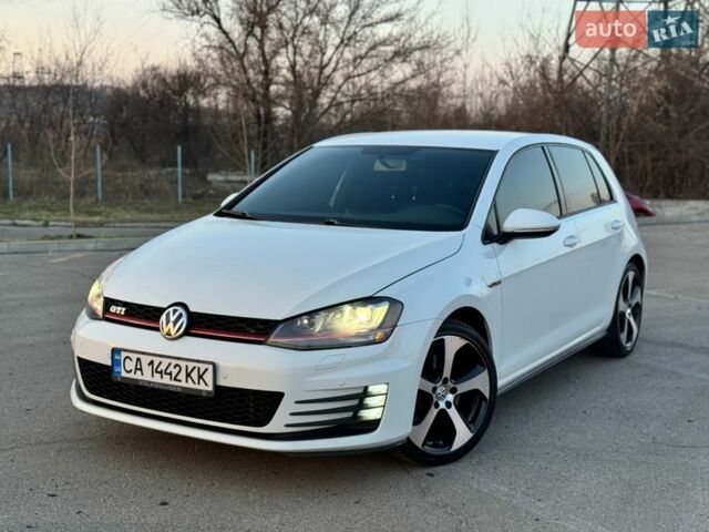 Білий Фольксваген Гольф, об'ємом двигуна 1.98 л та пробігом 194 тис. км за 11900 $, фото 1 на Automoto.ua