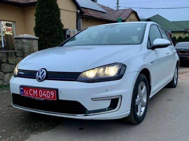 Білий Фольксваген Гольф, об'ємом двигуна 0 л та пробігом 80 тис. км за 8400 $, фото 1 на Automoto.ua