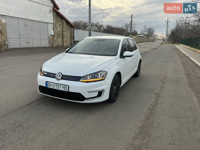 Білий Фольксваген Гольф, об'ємом двигуна 0 л та пробігом 160 тис. км за 9900 $, фото 1 на Automoto.ua