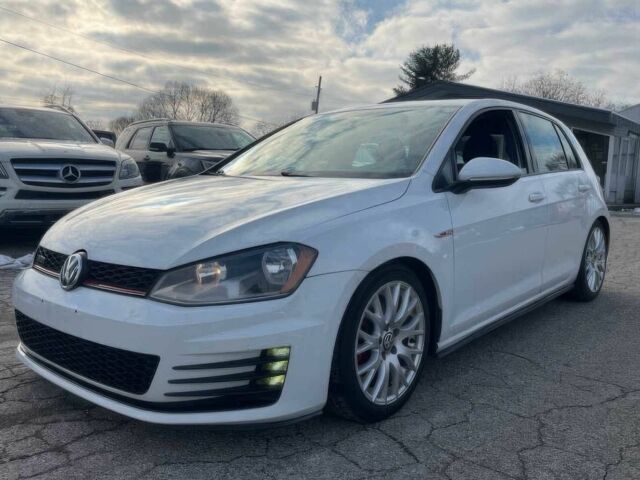 Белый Фольксваген Гольф, объемом двигателя 2 л и пробегом 78 тыс. км за 3000 $, фото 1 на Automoto.ua