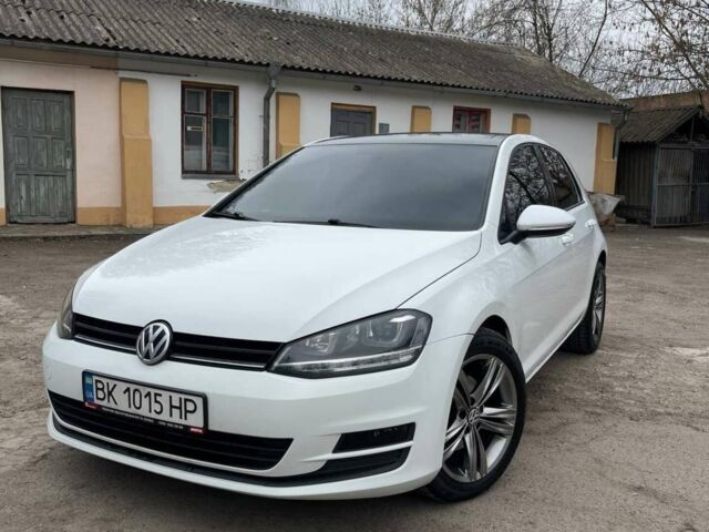Белый Фольксваген Гольф, объемом двигателя 1.97 л и пробегом 203 тыс. км за 12000 $, фото 1 на Automoto.ua