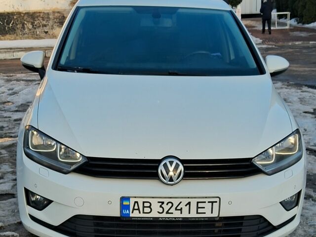 Белый Фольксваген Гольф, объемом двигателя 1.6 л и пробегом 251 тыс. км за 13000 $, фото 1 на Automoto.ua