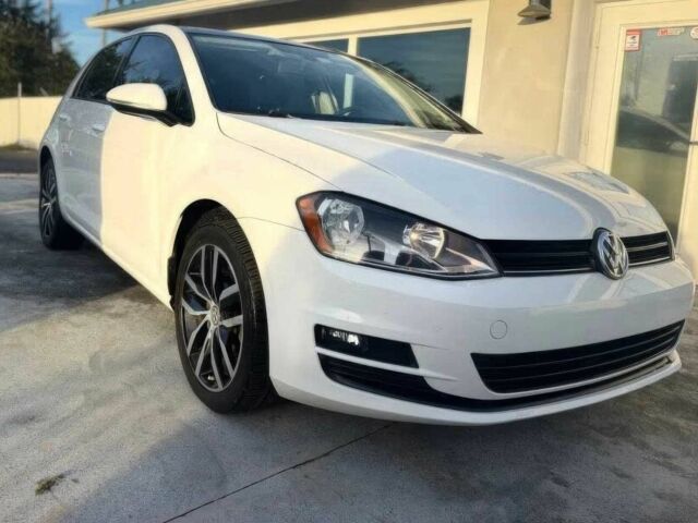 Белый Фольксваген Гольф, объемом двигателя 1.8 л и пробегом 77 тыс. км за 8900 $, фото 1 на Automoto.ua