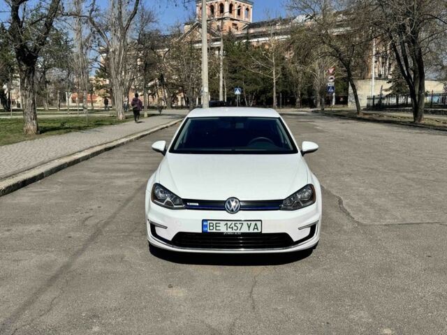 Білий Фольксваген Гольф, об'ємом двигуна 0 л та пробігом 127 тис. км за 8500 $, фото 1 на Automoto.ua
