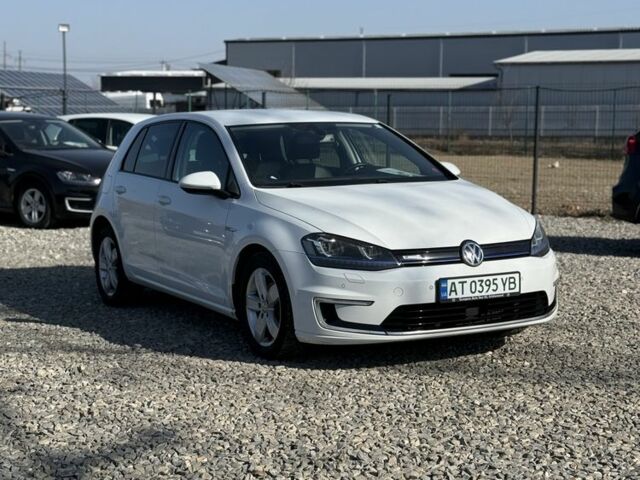 Білий Фольксваген Гольф, об'ємом двигуна 0 л та пробігом 120 тис. км за 9000 $, фото 1 на Automoto.ua