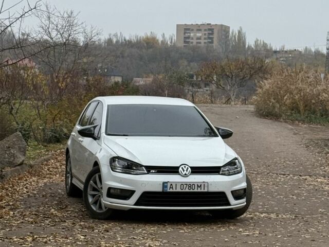 Белый Фольксваген Гольф, объемом двигателя 1.4 л и пробегом 250 тыс. км за 11000 $, фото 1 на Automoto.ua