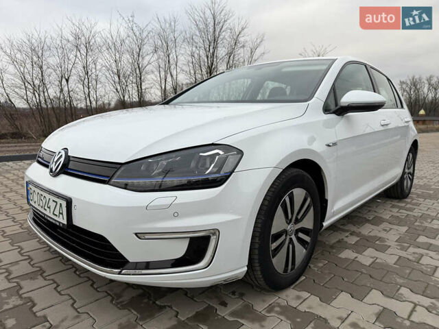 Белый Фольксваген Гольф, объемом двигателя 0 л и пробегом 33 тыс. км за 10800 $, фото 1 на Automoto.ua