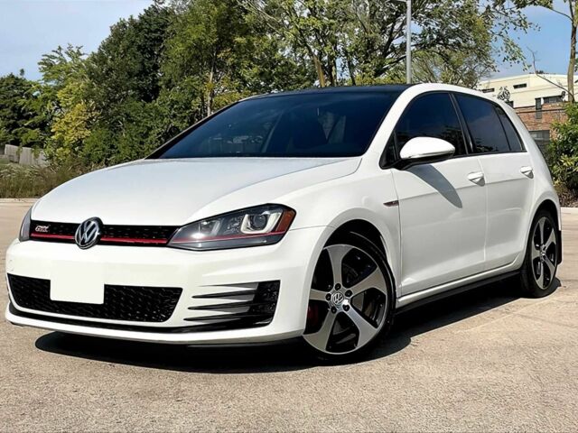 Белый Фольксваген Гольф, объемом двигателя 2 л и пробегом 66 тыс. км за 7800 $, фото 1 на Automoto.ua