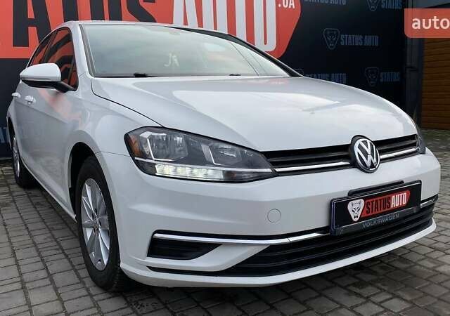 Белый Фольксваген Гольф, объемом двигателя 1.8 л и пробегом 105 тыс. км за 13000 $, фото 1 на Automoto.ua
