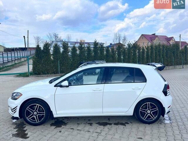 Белый Фольксваген Гольф, объемом двигателя 1.8 л и пробегом 163 тыс. км за 15400 $, фото 1 на Automoto.ua