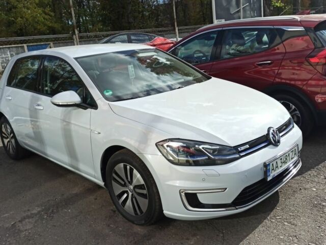 Белый Фольксваген Гольф, объемом двигателя 0 л и пробегом 72 тыс. км за 14500 $, фото 1 на Automoto.ua