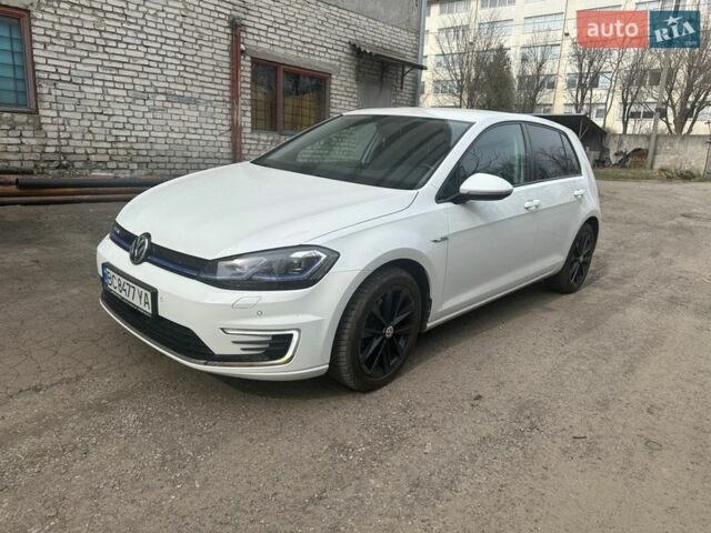 Білий Фольксваген Гольф, об'ємом двигуна 0 л та пробігом 90 тис. км за 14000 $, фото 1 на Automoto.ua