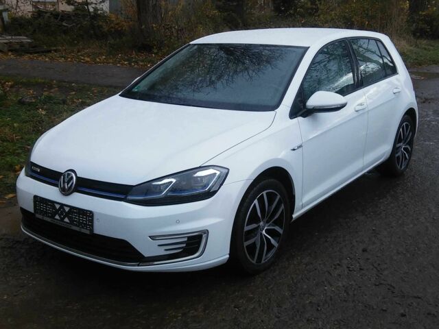 Білий Фольксваген Гольф, об'ємом двигуна 0 л та пробігом 54 тис. км за 13300 $, фото 1 на Automoto.ua