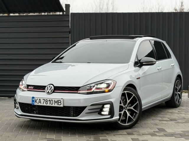 Белый Фольксваген Гольф, объемом двигателя 2 л и пробегом 39 тыс. км за 18700 $, фото 1 на Automoto.ua