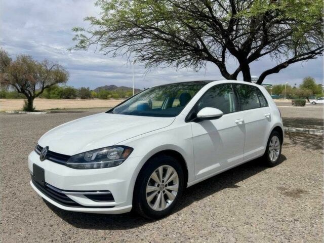 Белый Фольксваген Гольф, объемом двигателя 1.4 л и пробегом 54 тыс. км за 4950 $, фото 1 на Automoto.ua