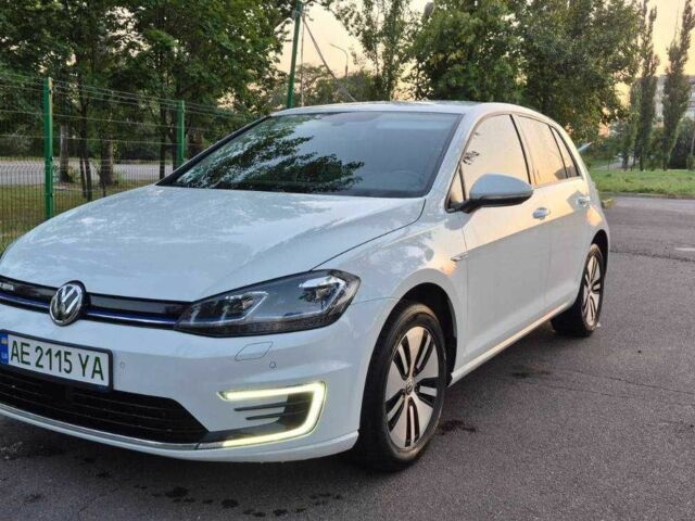 Білий Фольксваген Гольф, об'ємом двигуна 0 л та пробігом 131 тис. км за 13702 $, фото 1 на Automoto.ua