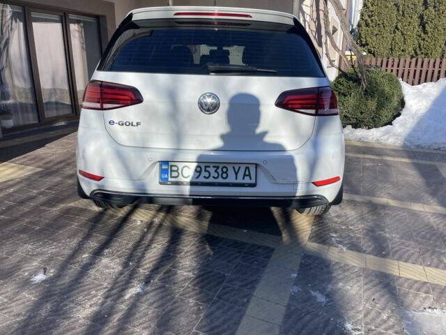 Білий Фольксваген Гольф, об'ємом двигуна 0 л та пробігом 57 тис. км за 15200 $, фото 1 на Automoto.ua