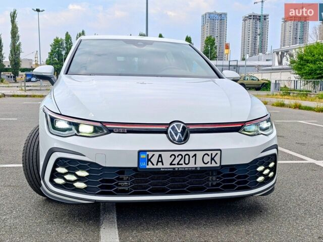 Белый Фольксваген Гольф, объемом двигателя 1.98 л и пробегом 75 тыс. км за 28500 $, фото 1 на Automoto.ua