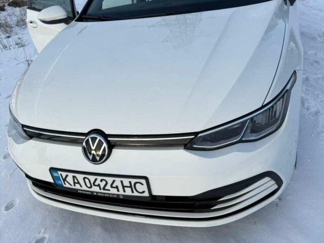 Белый Фольксваген Гольф, объемом двигателя 1.6 л и пробегом 18 тыс. км за 20900 $, фото 1 на Automoto.ua